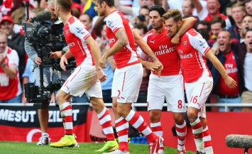 Will Arsenal continue their positive streak against Everton?
