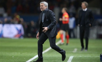 José Mourinho at Parc des Princes last week. 