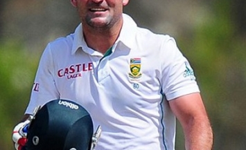 Dean Elgar - 121 runs in the second Test