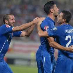 Will Southampton's forward Pelle save Italy once again?
