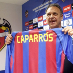 Will Caparrós be able to rally the troops and led his side to victory after two consecutive defeats?
