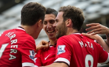 Will Mata and Herrera help to reshape United's midfield?