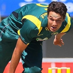 Nathan-Coulter-Nile -Deadly bowling in the 1st ODI