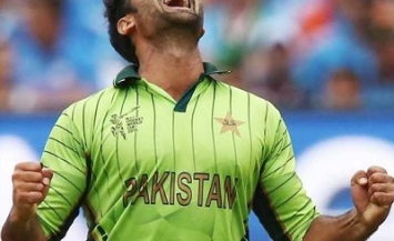 Sohail Khan - Excellent bowling against India