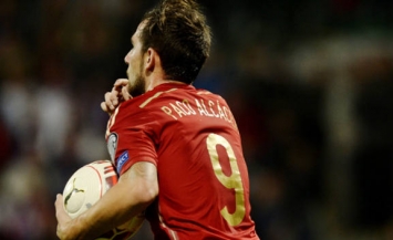 Will Paco Alcacer be able to replace Chelsea's sharpshooter Diego Costa next Saturday?