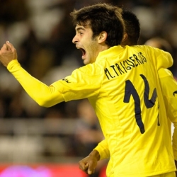 The Spanish midfielder Manu Trigueros is decided to catapult his team into the higher grounds of Spanish football once again.
