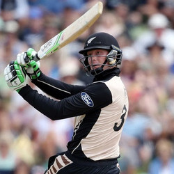 Martin Guptill 80 off 48 vs Pakistan