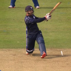 PL Mommsen Scotland Captain