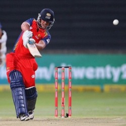Quinton de Kock 60 off 34 for Titans vs Warriors
