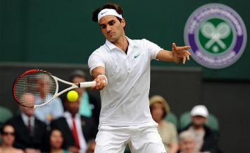 Roger Federer is the favorite in this match