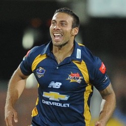 Shadley van Schalkwyk four wickets for Knights vs Lions